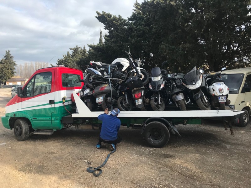 ÉPAVISTE MOTO ET SCOOTER GRATUIT / 06.20.62.31.33 / Aubagne